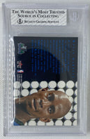 BGS 8 Graded Near Mint-Mint 2001-02 Fleer Genuine At Large Kevin Garnett #11@LG