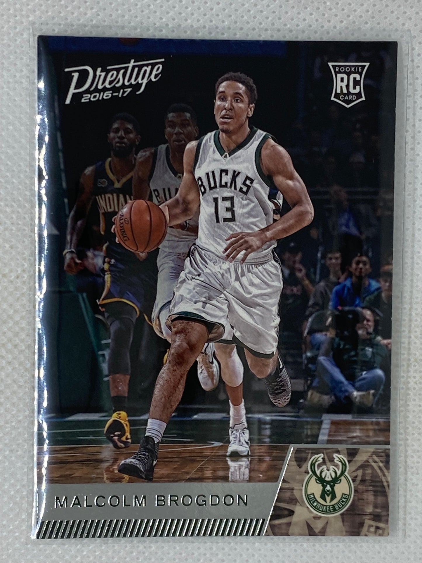 2016-17 Panini Prestige Rookie Card Malcolm Brogdon #182 Milwaukee Bucks