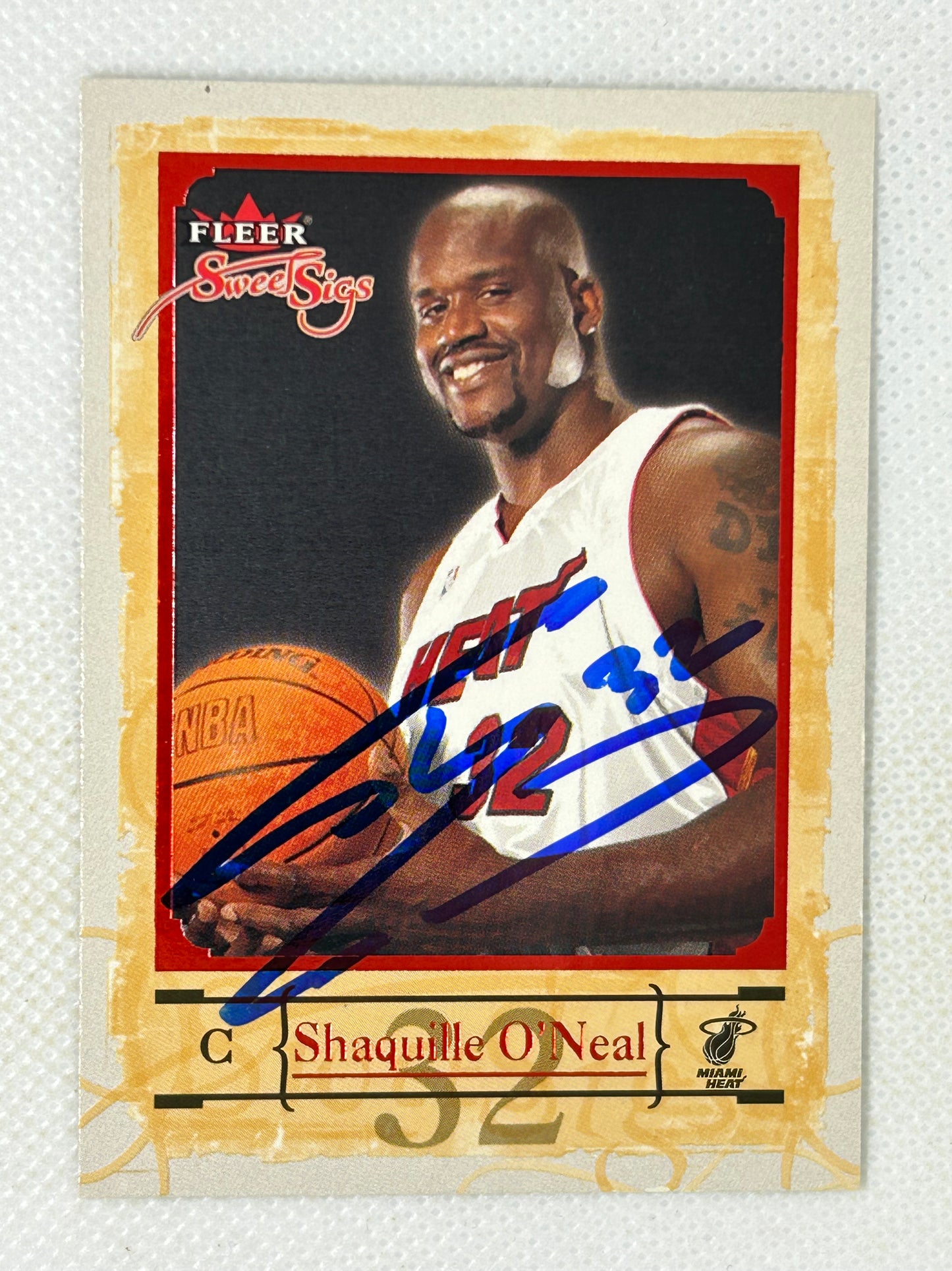 2004-05 Fleer Sweet Sigs #37 Shaquille O'Neal Miami Heat Signed Card