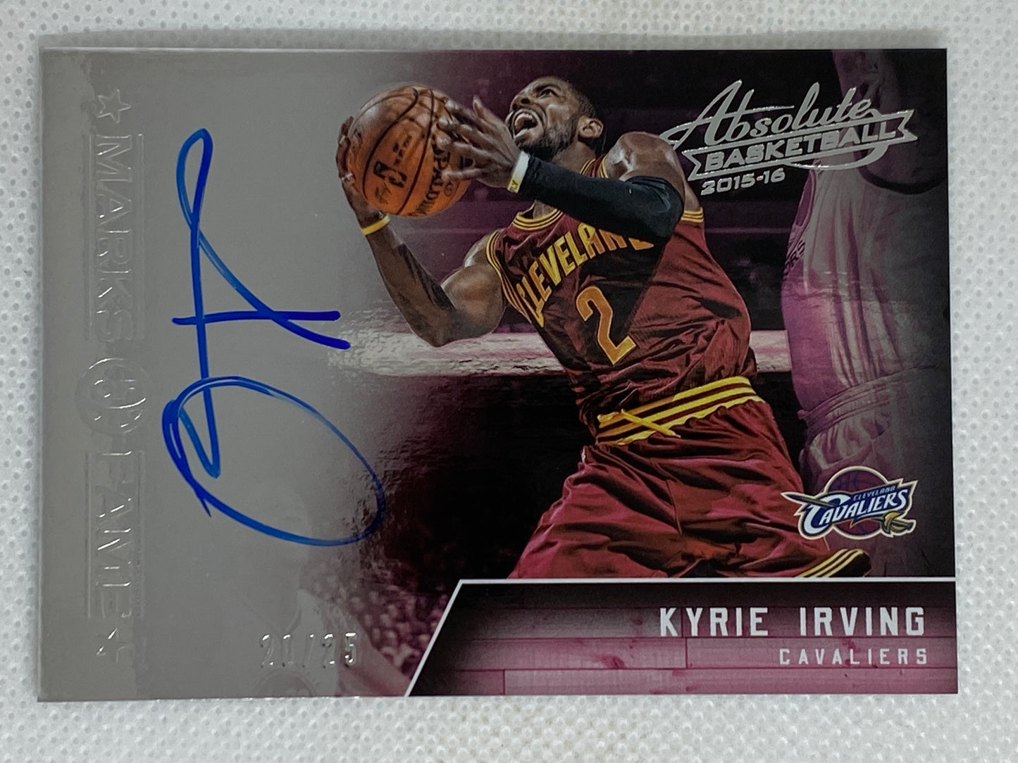 2015-16 Panini Absolute Memorabilia Marks of Fame Kyrie Irving /25 Autograph #MK-KI