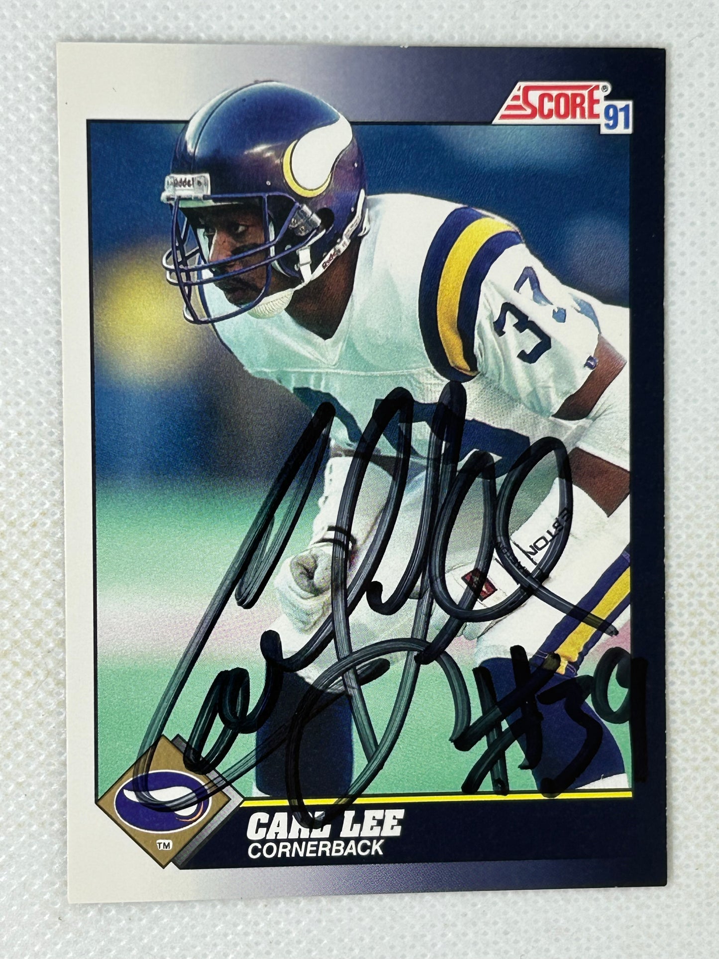 1991 Score Football Card #517 Carl Lee Minnesota Vikings Signed Card