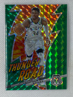 2022-23 Panini Mosaic Thunder Road Giannis Antetokounmpo Green Mosaic #6