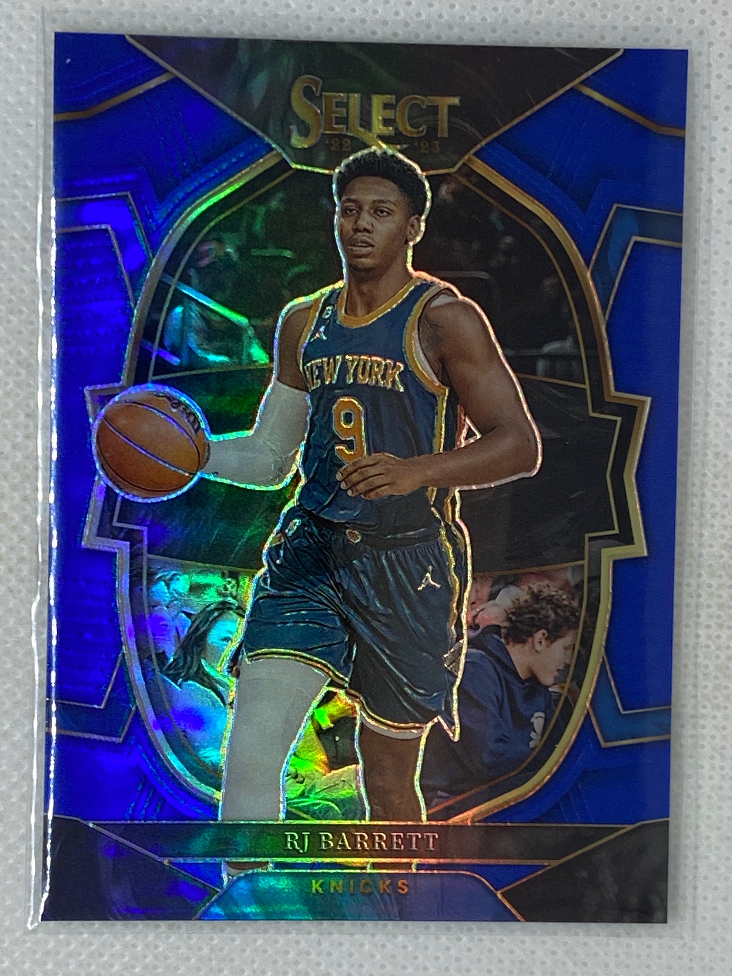 2022-23 Panini Select Premier Level Blue Silver Prizm RJ Barrett #33 New York Knicks