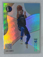 2018-19 Panini Status #122 Luka Doncic Dallas Mavericks RC