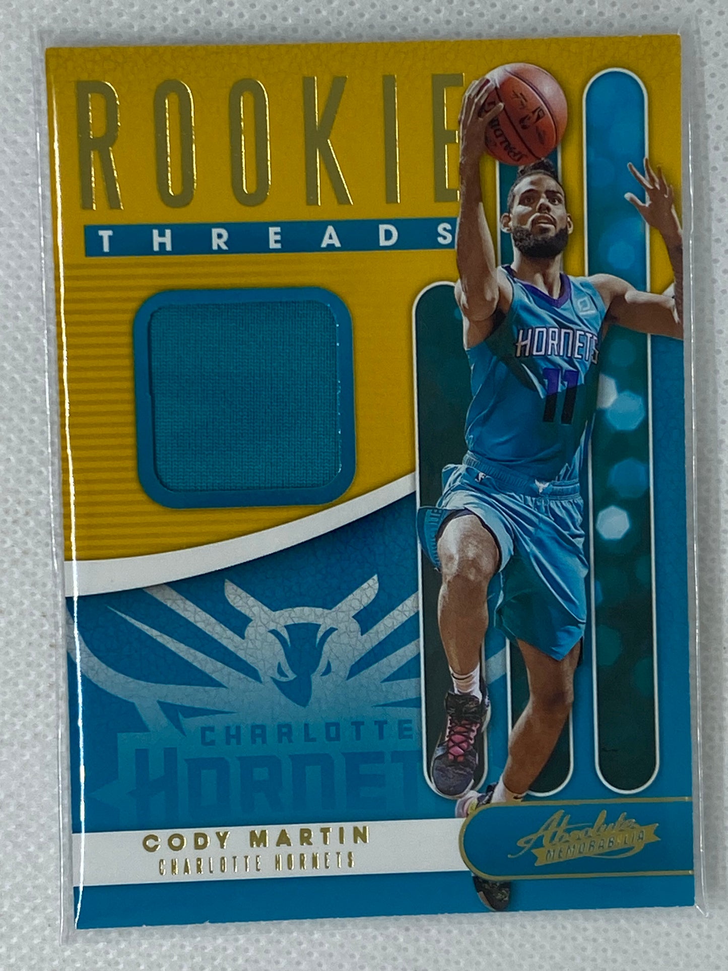 2019 Panini Absolute Memorabilia Threads Level 1 Cody Martin #RT-CMT Rookie