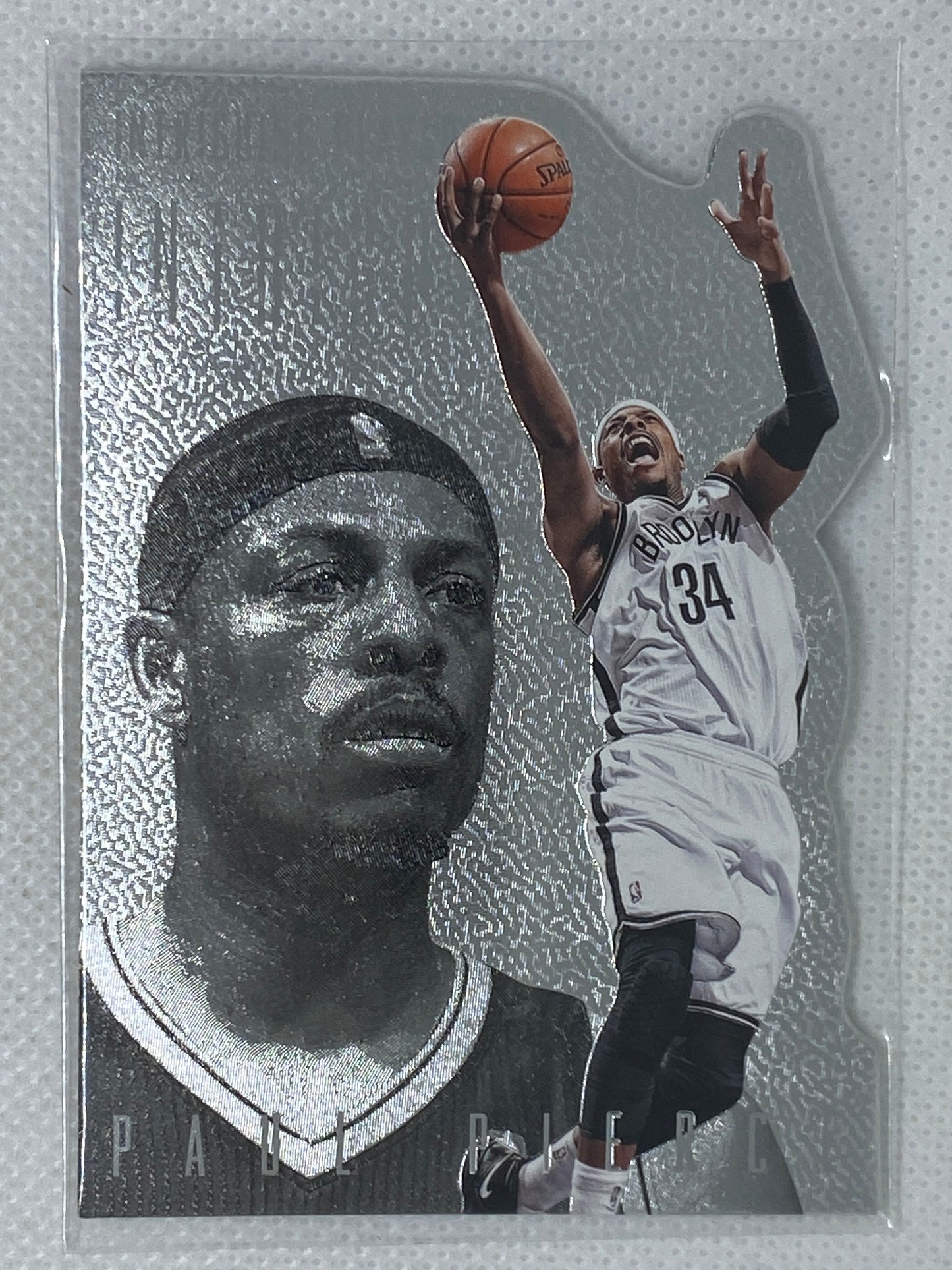 2013-14 Panini Intrigue Intriguing Players Nets Basketball Card #175 Paul Pierce Die Cut