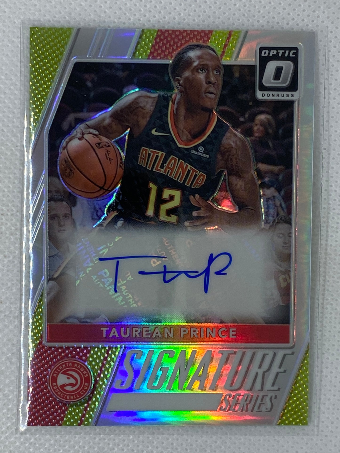 2017-18 Panini Donruss Optic Signature Series Holo Silver Prizm Taurean Prince #45