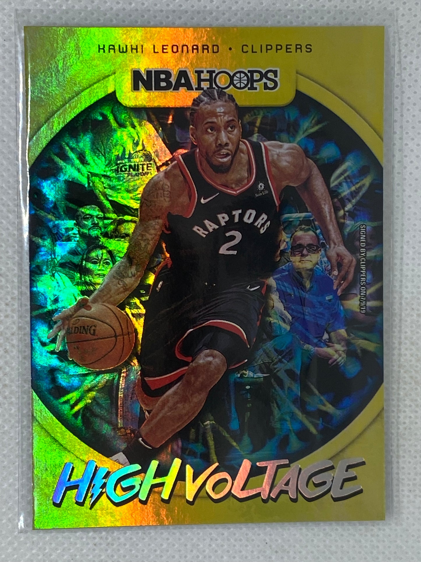 2019-20 Panini Hoops Basketball Kawhi Leonard High Voltage Insert Card #1