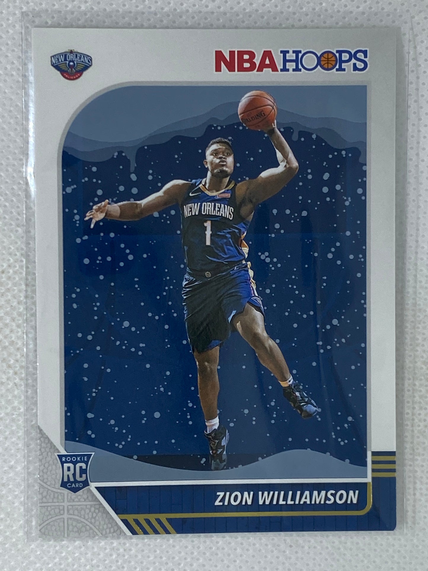 2019-20 NBA Hoops Zion Williamson Winter Parallel Rookie Card RC #258