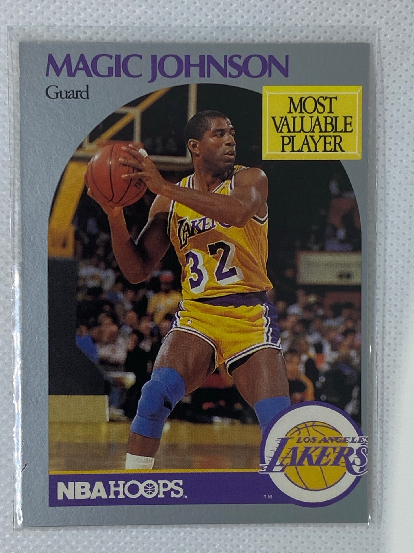 1990 NBA Hoops MAGIC JOHNSON #157 MVP Los Angeles Lakers