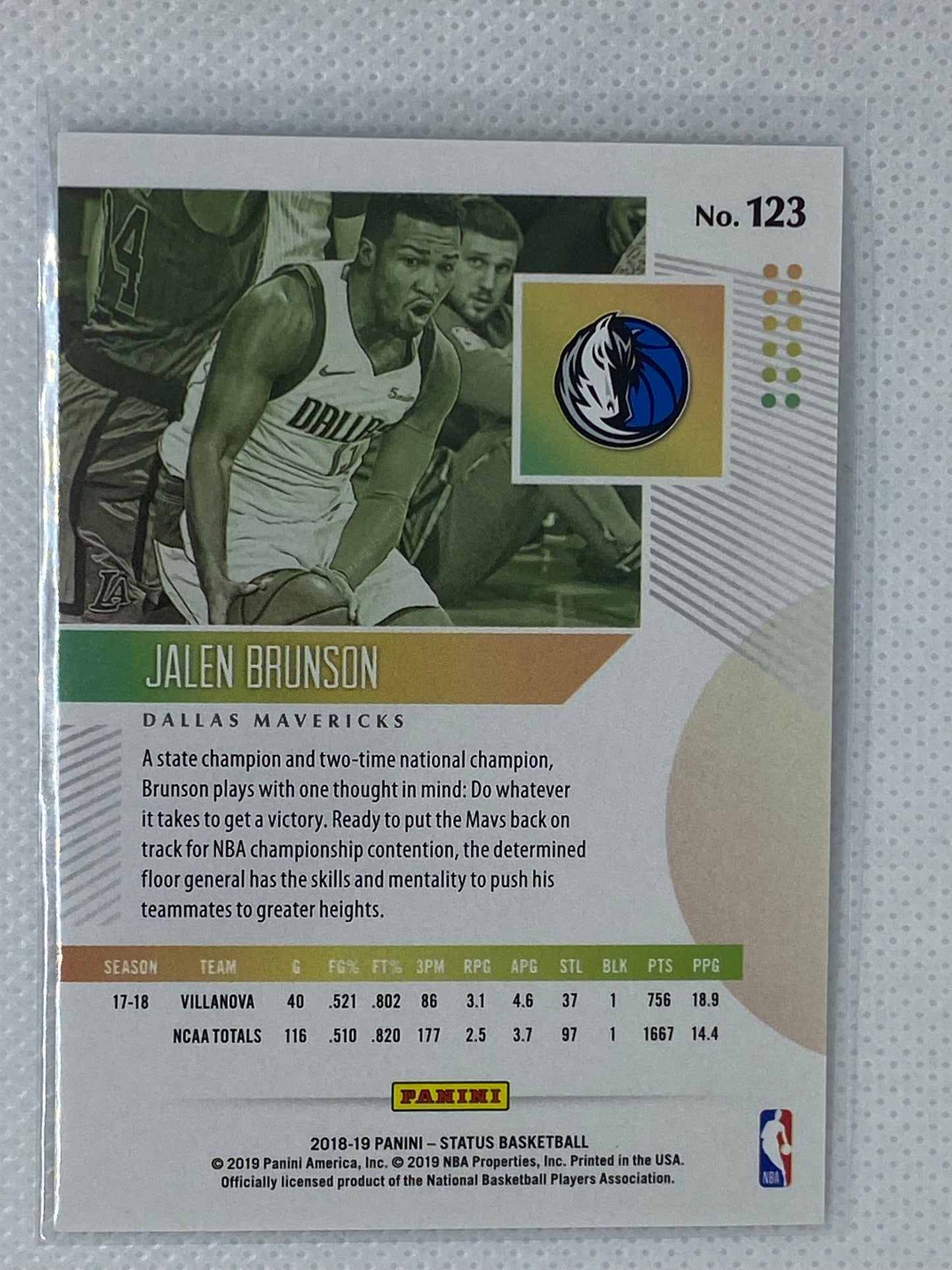 2018-19 Status Jalen Brunson RC #123 Lime Green Rookie Card