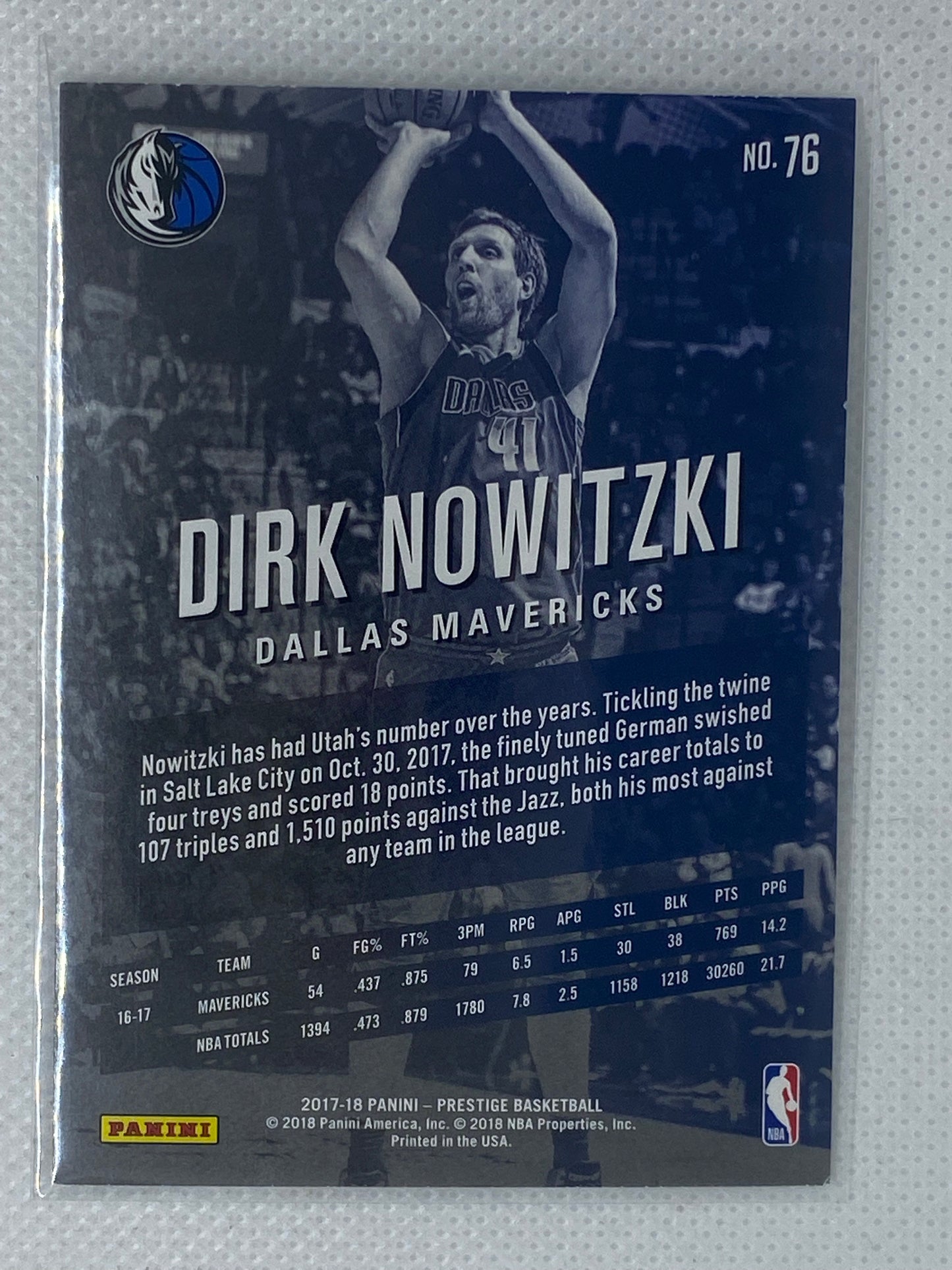 2017-18 Prestige Dirk Nowitzki NBA Base Card Mavericks #76