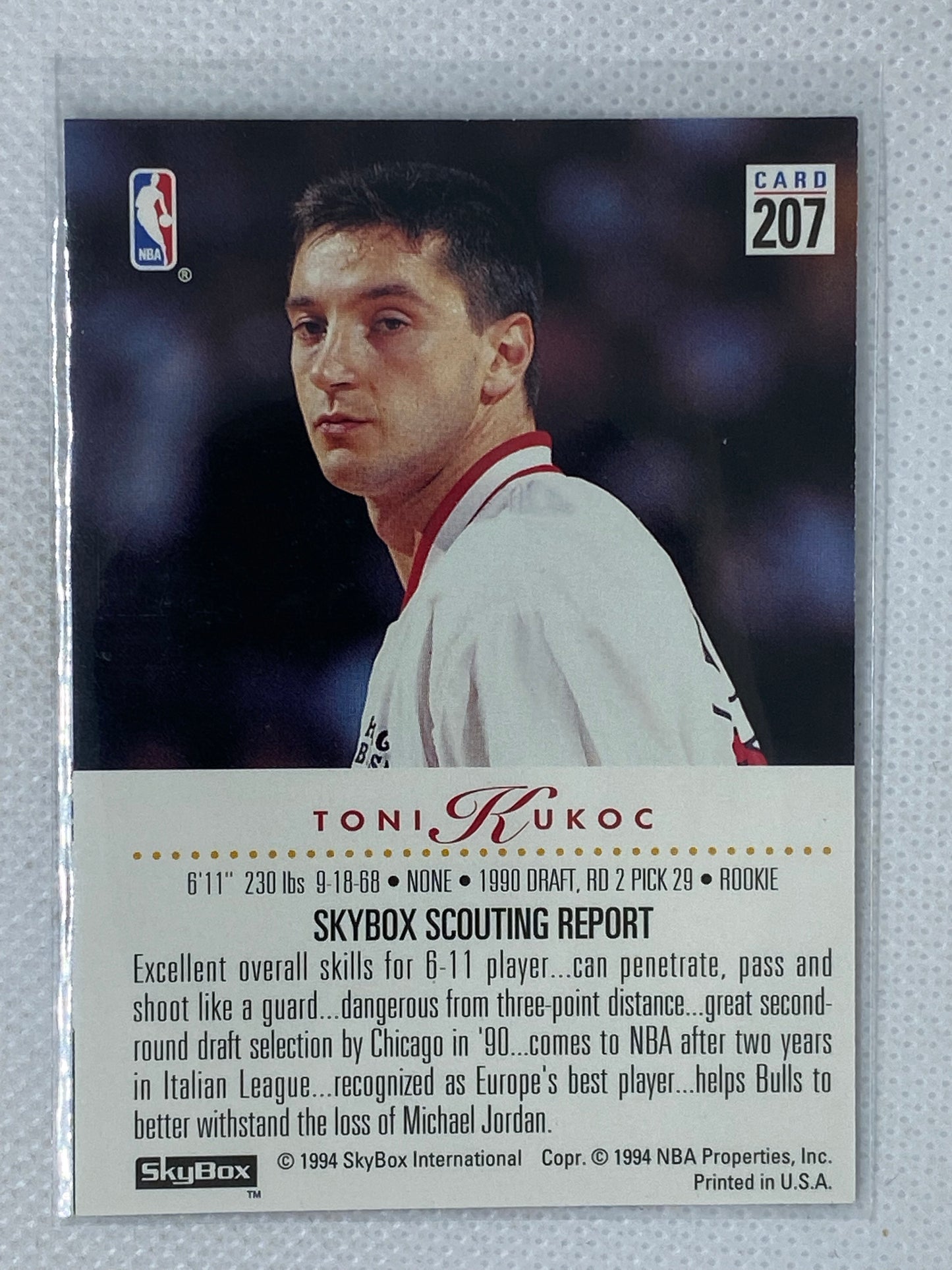 1993-94 SkyBox Premium Chicago Bulls Basketball Card #207 Toni Kukoc Rookie