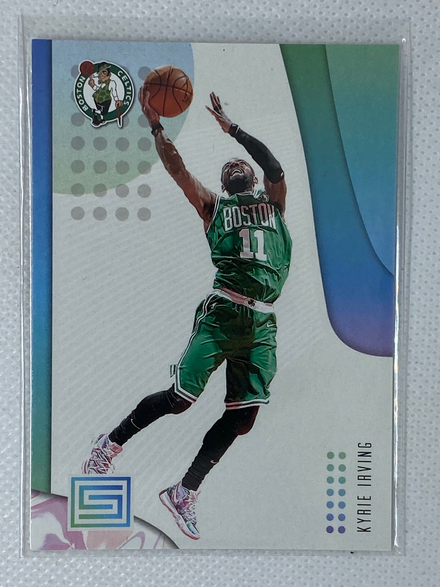 2018-19 Panini Status base #78 Kyrie Irving Boston Celtics