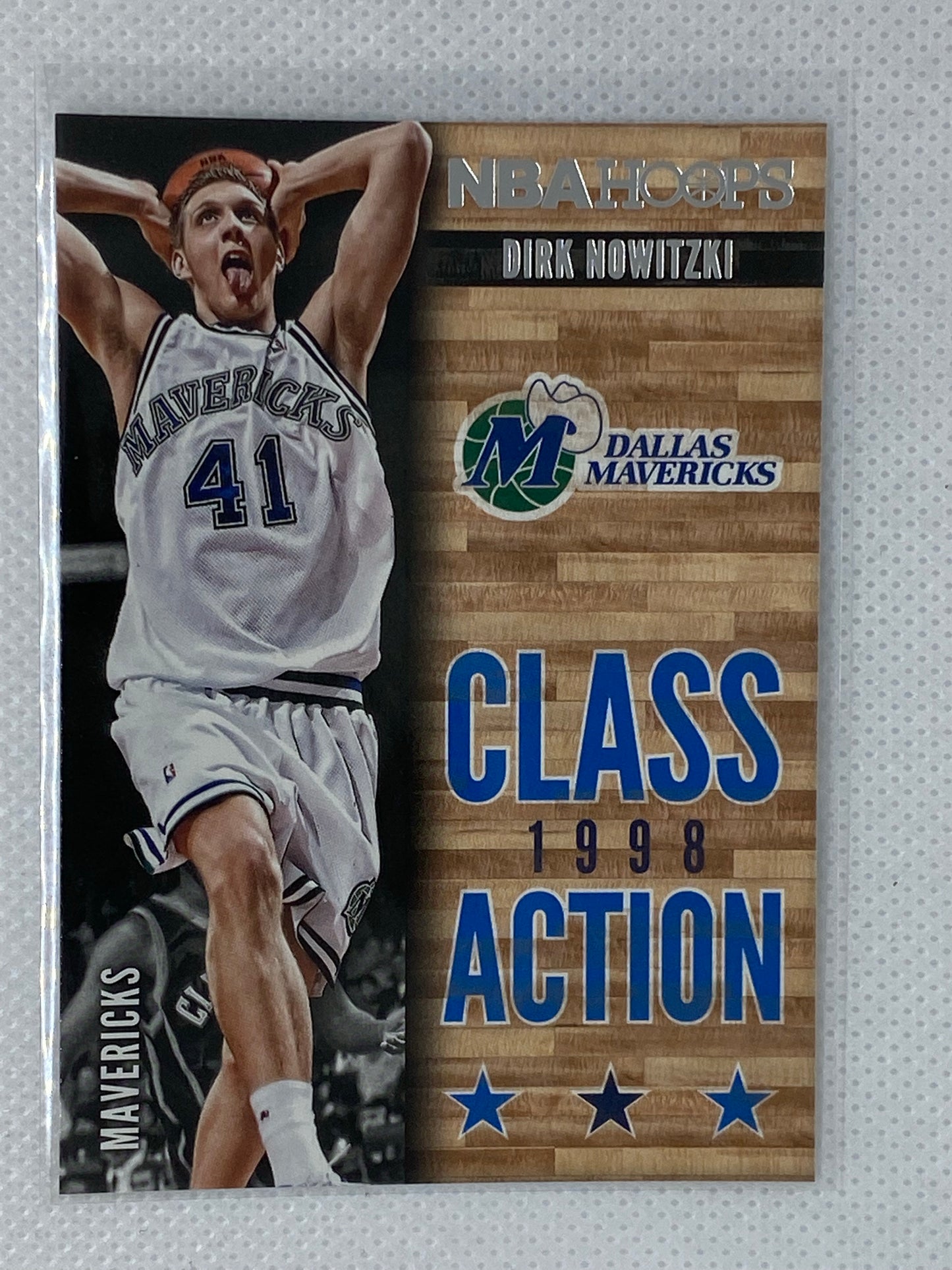 2013-14 NBA Hoops Class Action Dirk Nowitzki #15