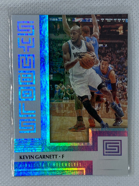 2017-18 Panini Status Symbols Kevin Garnett #17 HOF