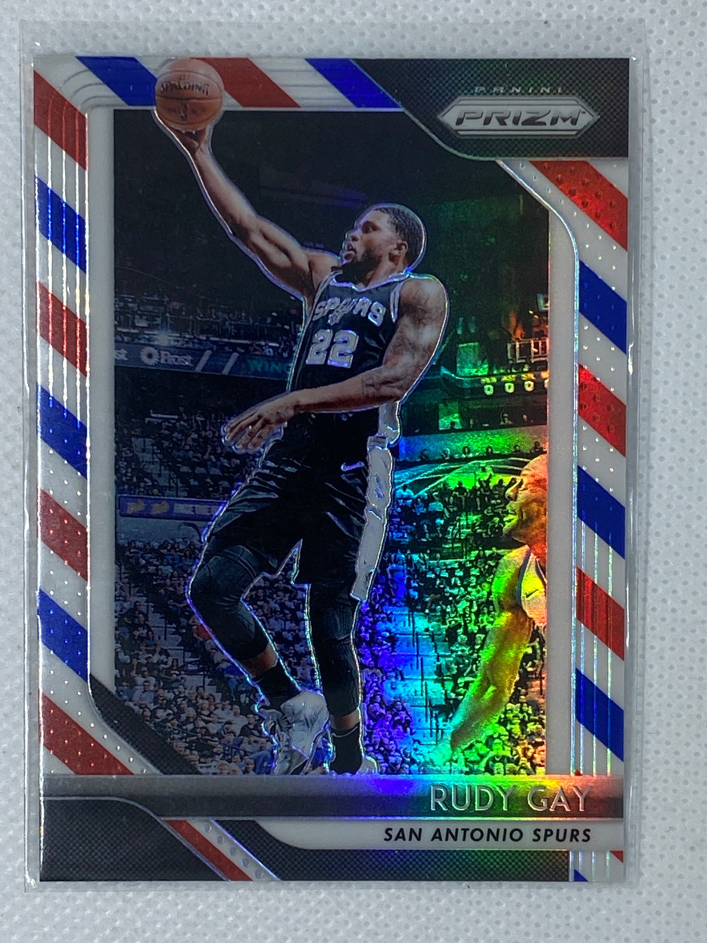 2018-19 Prizm Red White Blue Prizm Rudy Gay #3 San Antonio Spurs