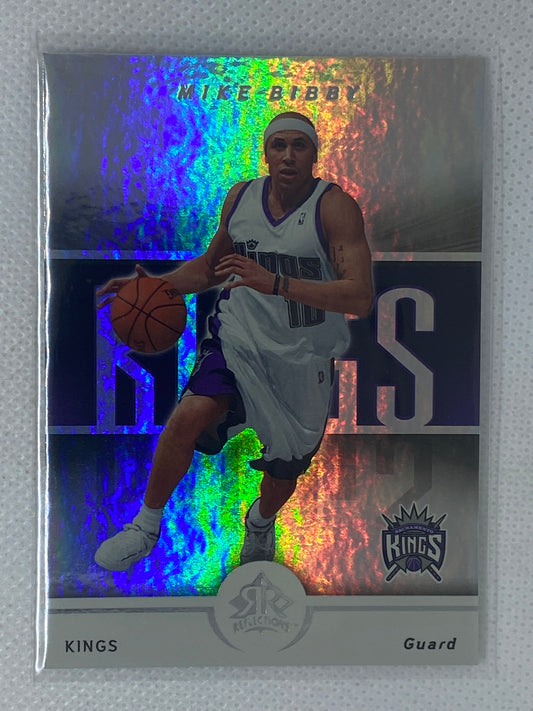 2005-06 Reflections Basketball #84 Mike Bibby