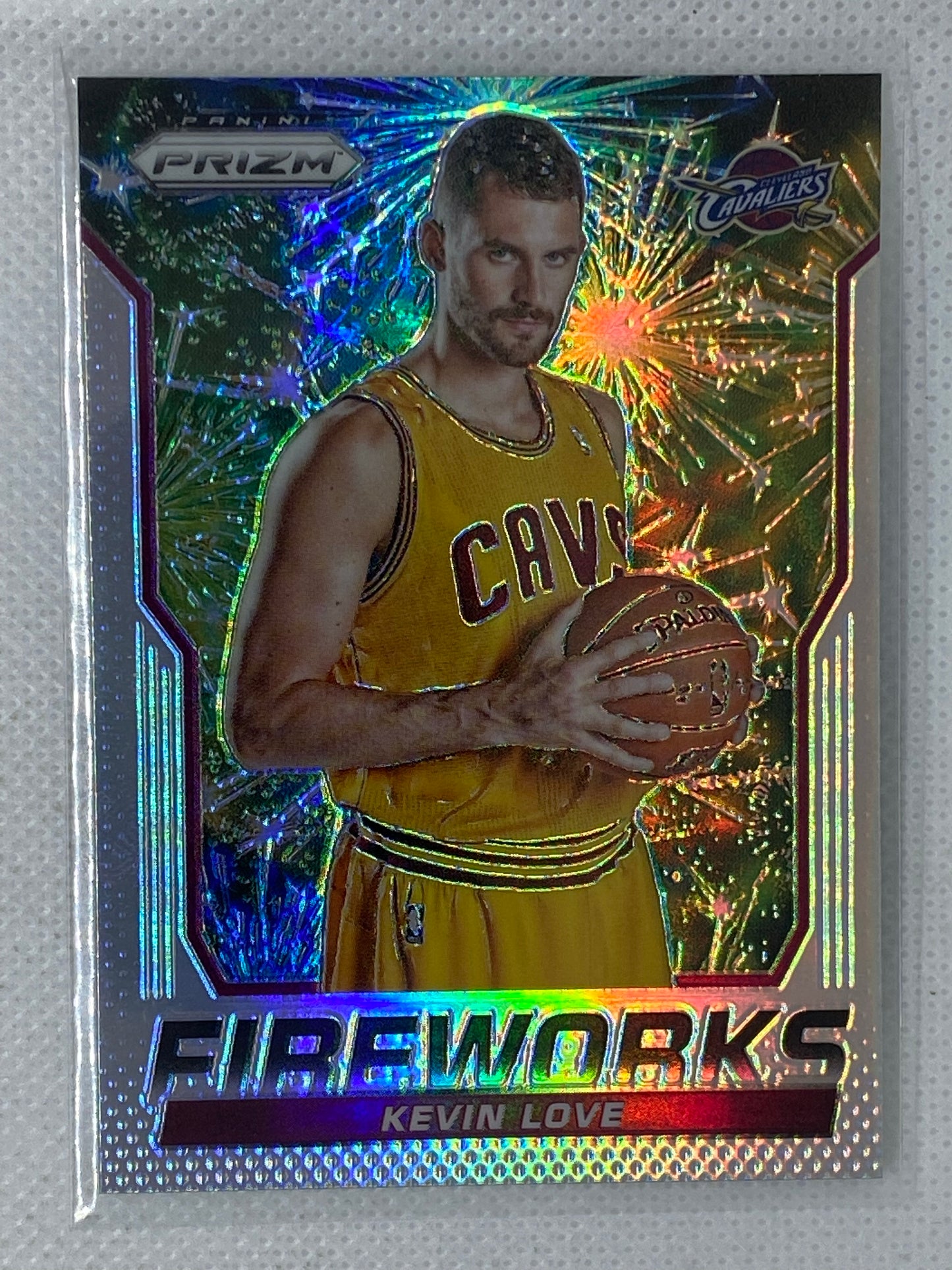 2014-15 Panini Prizm Kevin Love Fireworks Silver Prizm #10 Cleveland Cavaliers